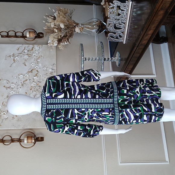 Women's Vibrant Geometric Print V-Neck Dress By BCBGMAXAZRIA. Size S - Picture 8 of 17